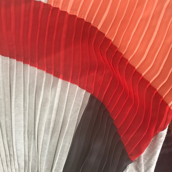 One September anthro top - Picture 4 of 7